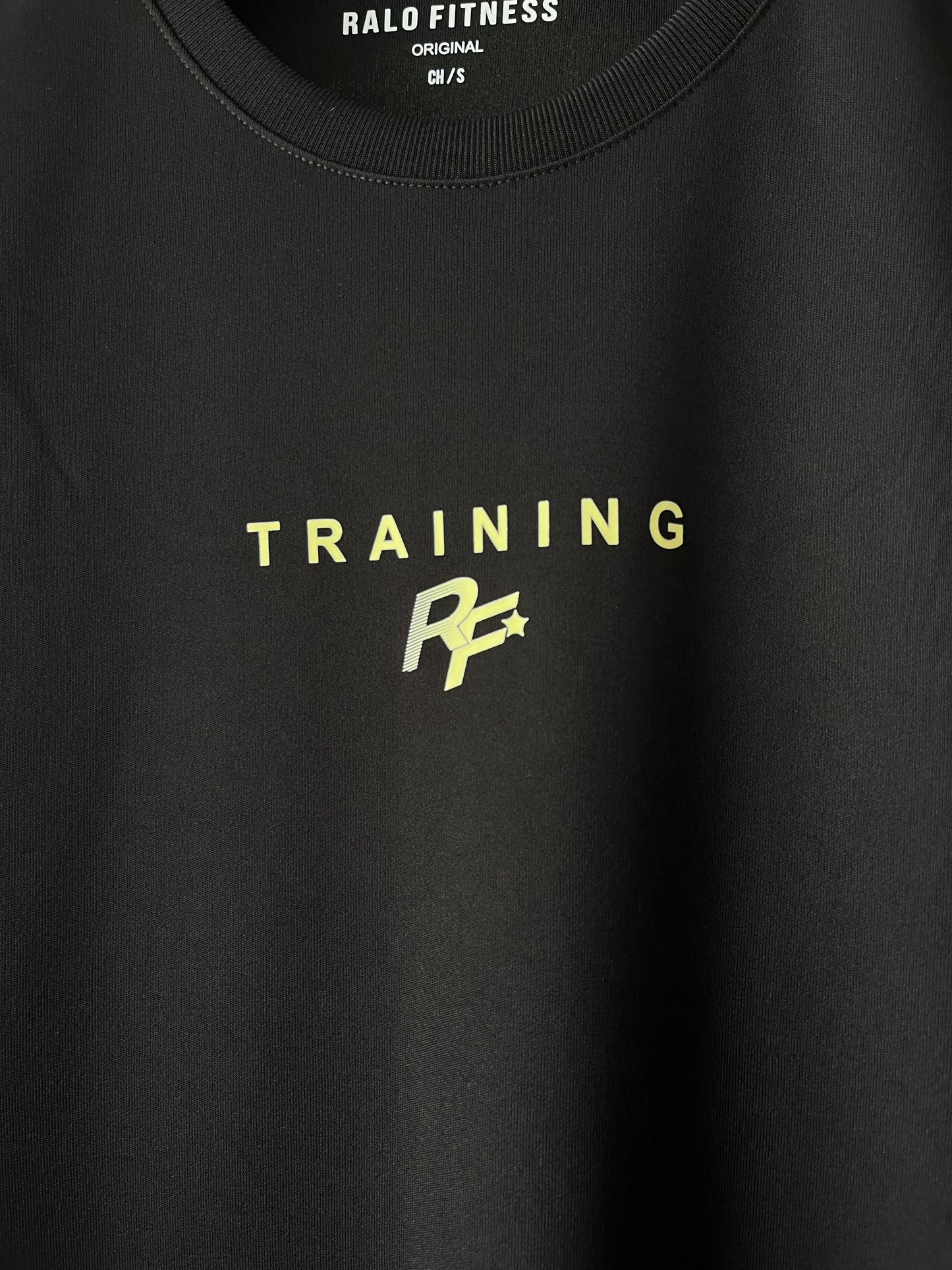 Playera Training Slim Fit negra