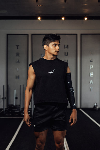 Tank Cut-Off Hybrid Cult Member negra
