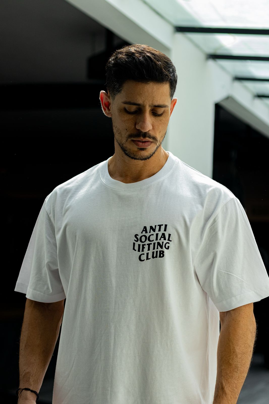 Oversize Anti social lifting club blanca