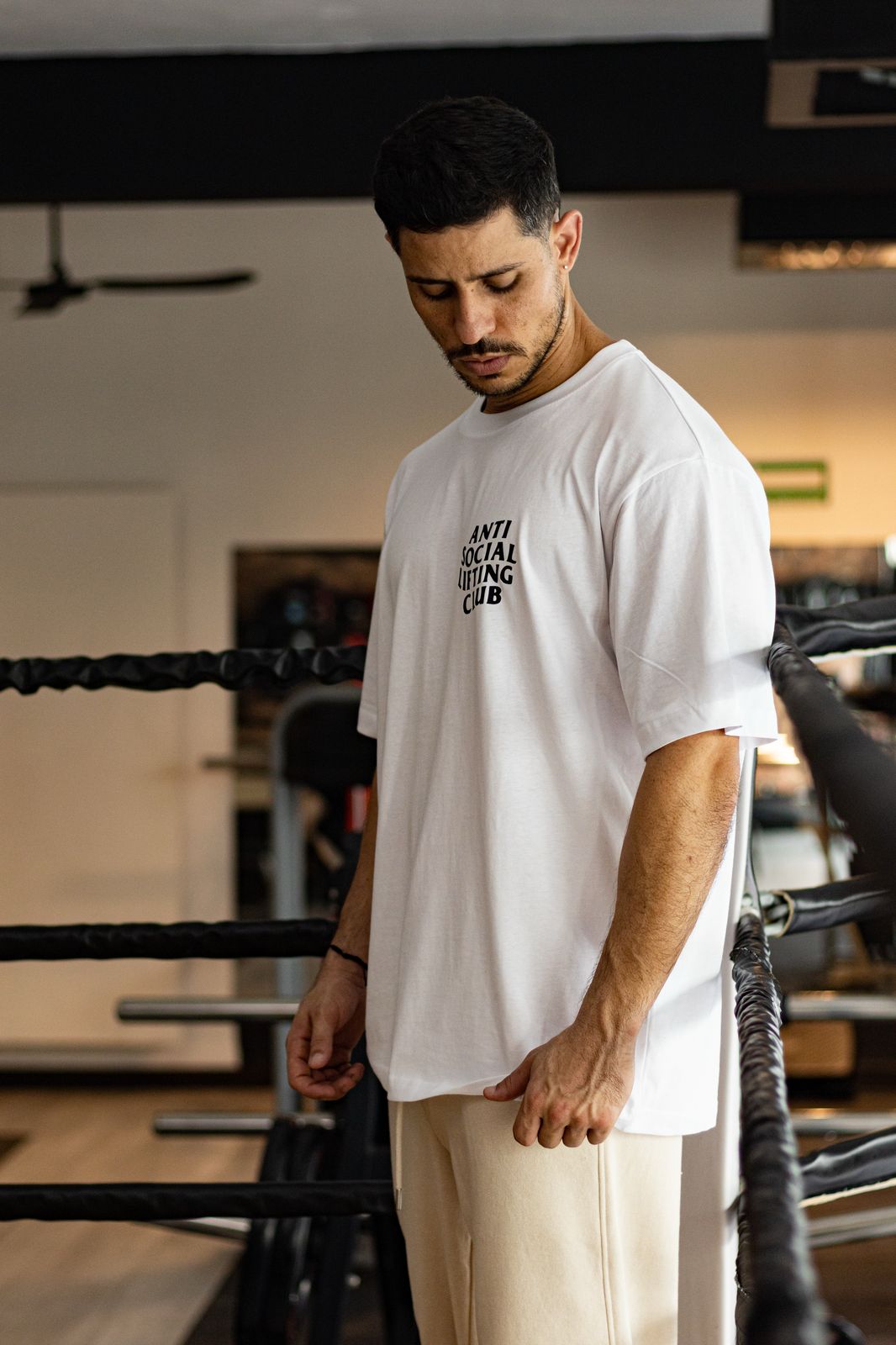 Oversize Anti social lifting club blanca