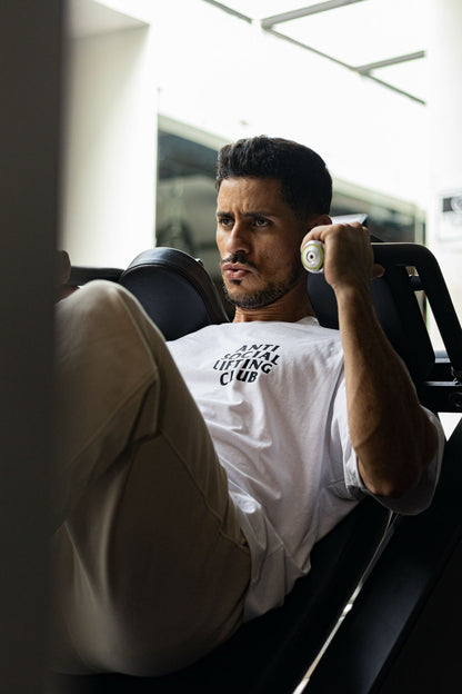 Oversize Anti social lifting club blanca