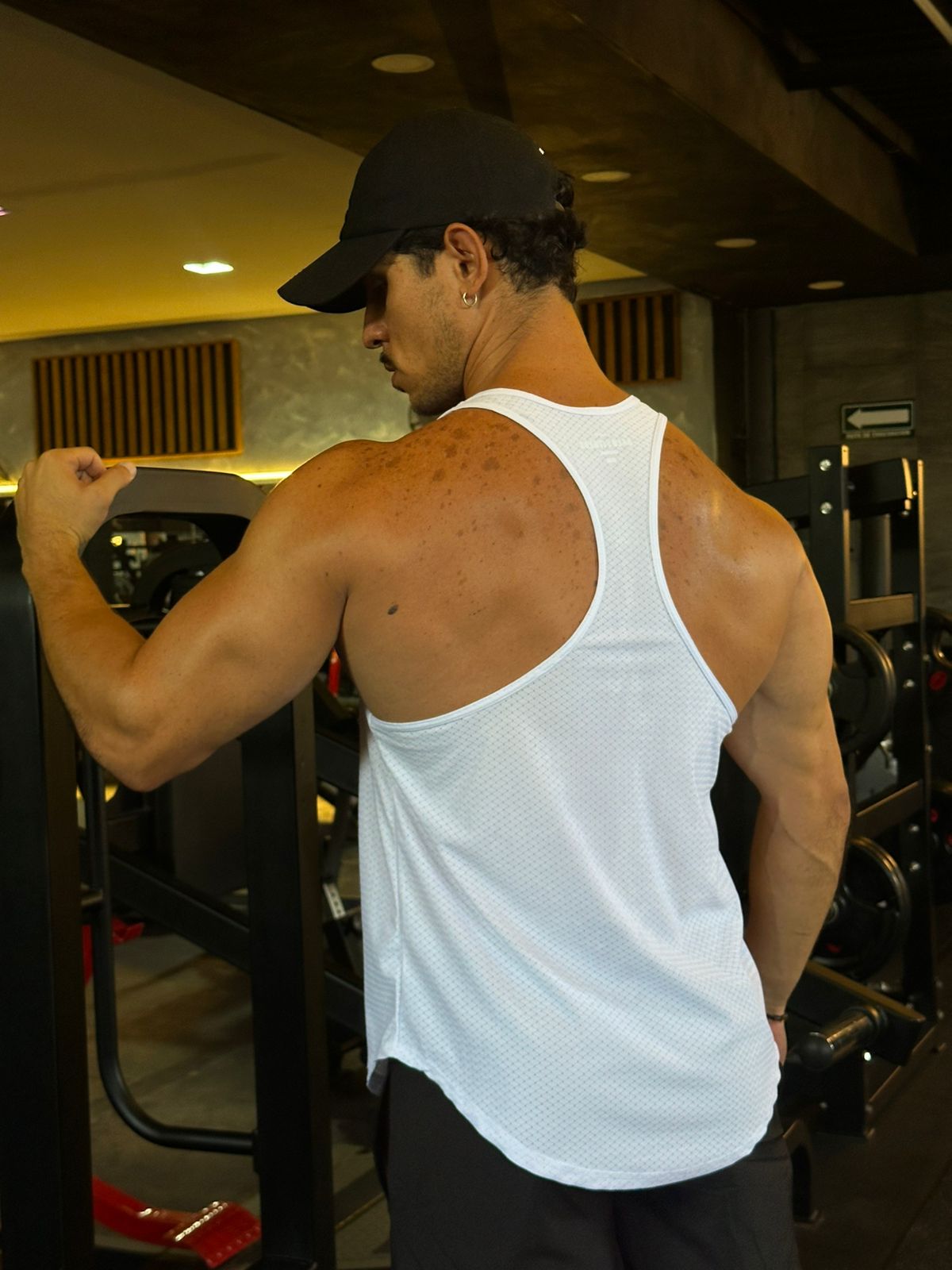 Stringer Tank blanca